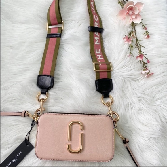 🐰🐹 SOLD- MARC JACOBS Snapshot Camera Bag 🐹🐰 - Picture 2 of 12